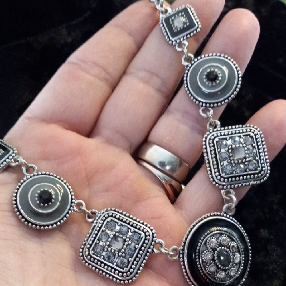 Elegant Silver and  Crystal With Black Necklace 20 In Long.